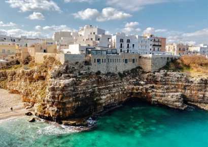 Apulia - Włoski Obcas. Apulia, położona w słonecznym obcasie Włoch, to fascynujący region z wielowiekową tradycją winiarską.